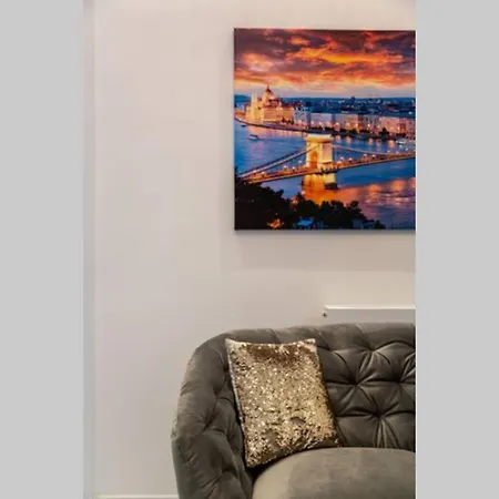Premium By Hi5-king Street's Luxury Boedapest